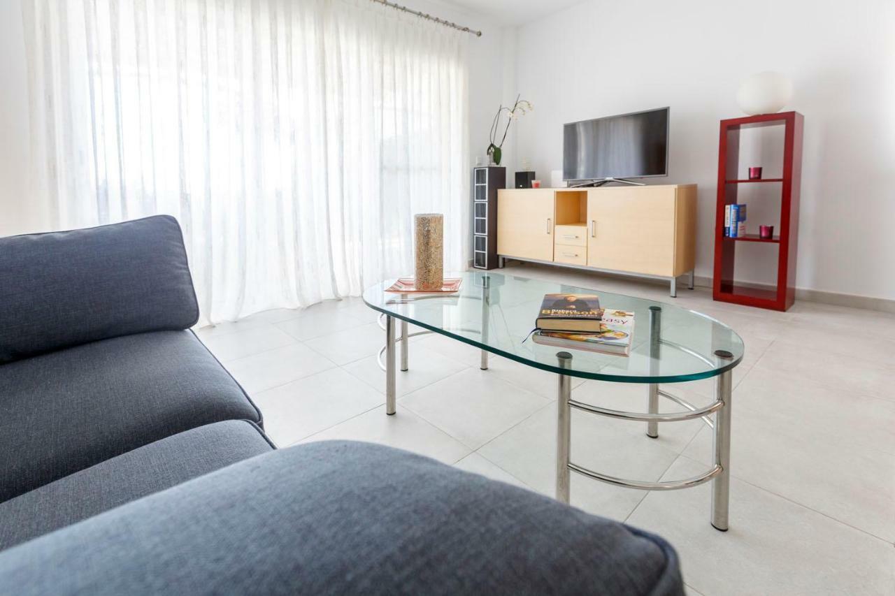Bright Villa With Salt Water Pool El Campello Esterno foto