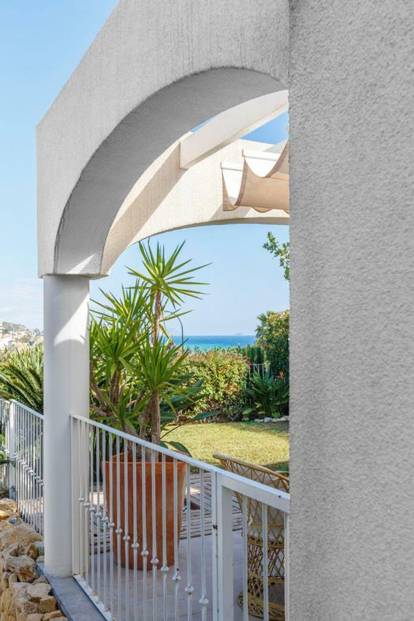 Bright Villa With Salt Water Pool El Campello Esterno foto
