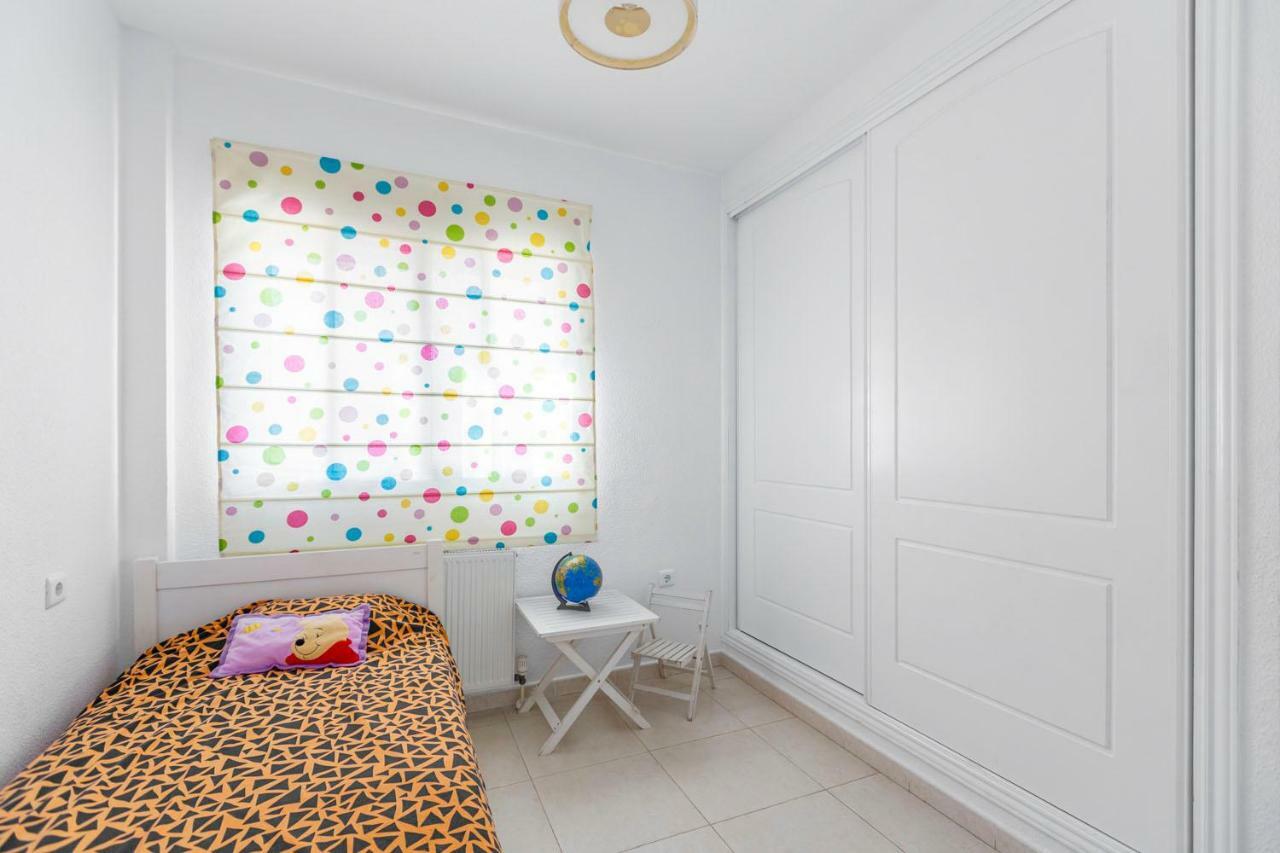 Bright Villa With Salt Water Pool El Campello Esterno foto