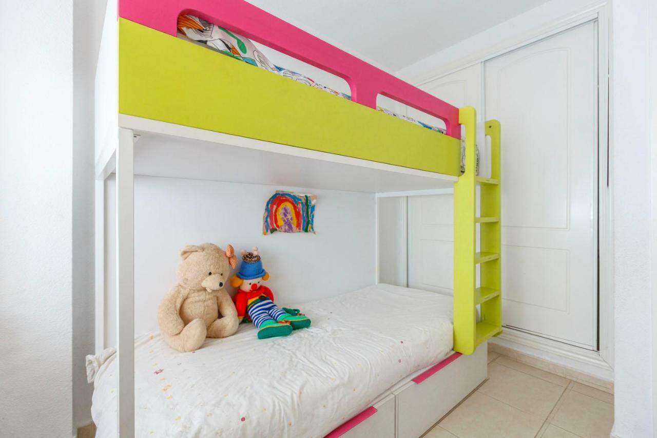 Bright Villa With Salt Water Pool El Campello Esterno foto