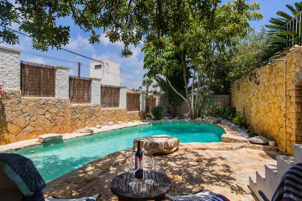Bright Villa With Salt Water Pool El Campello Esterno foto